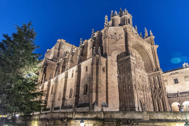 Salamanca 090 - iglesia convento de San Esteban.jpg